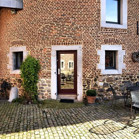 Spacious Holiday Home In Richelle With Private Terrace