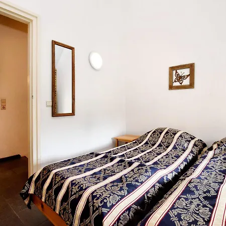 Holiday home Spacious Holiday Home In Richelle With Private Terrace Vise